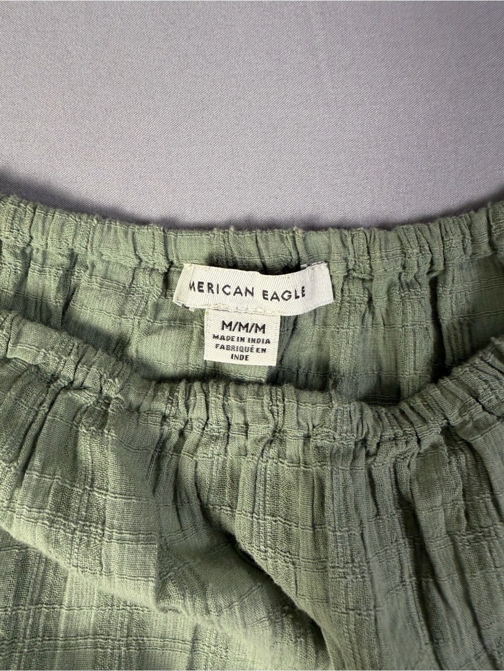 American Eagle Sage Green Textured Eyelet Cropped Top Size Medium 100% Cotton - Picture 4 of 12